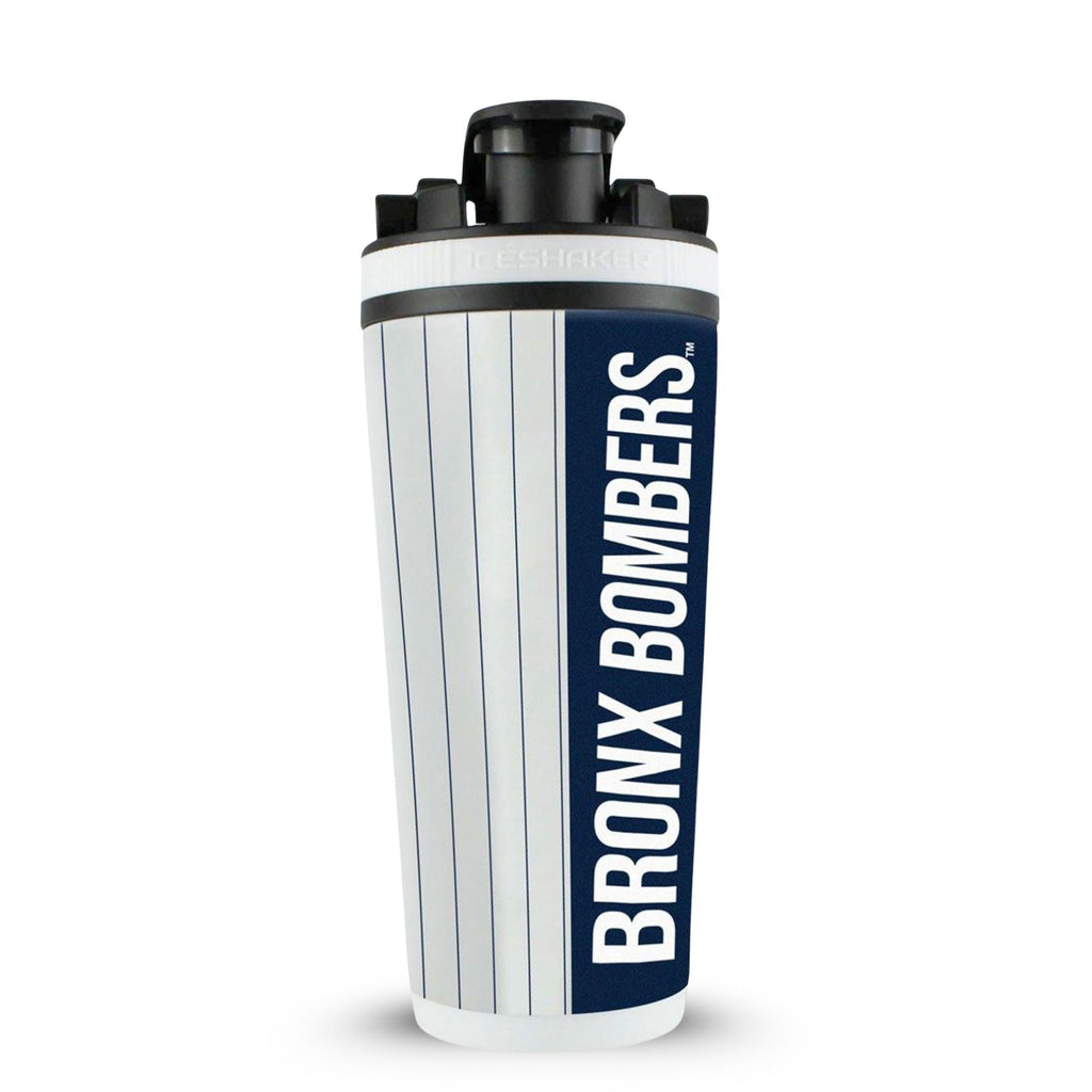Officially Licensed New York Yankees 26oz Ice Shaker